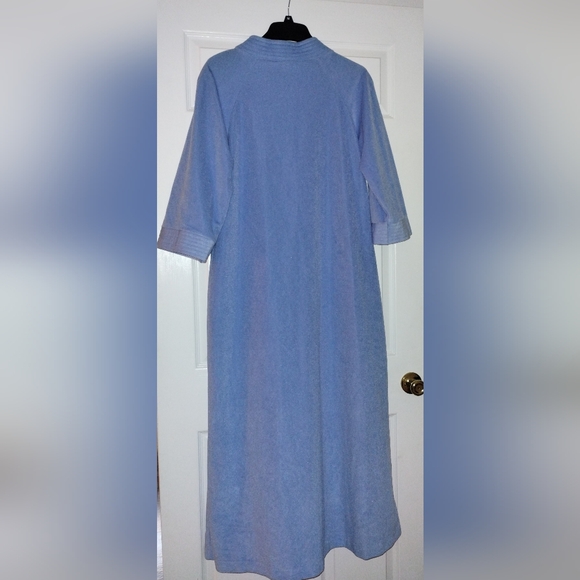 Vintage Bathrobe Women's - Picture 2 of 8